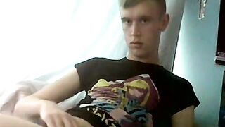 Young Hunk's Solo Masturbation Session - Austen Ellis