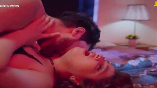 Indian Desi Girl's Hot Dance-Off with Sexy Bollywood Music
