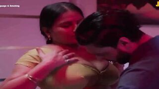 Indian Desi Girl's Hot Dance-Off with Bollywood Stars