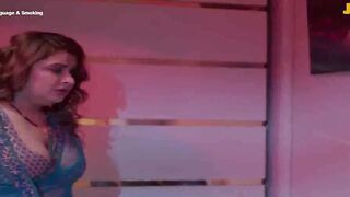Indian Desi Girl's Hot Dance-Off in Bollywood Style