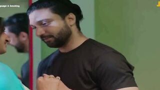 Indian Desi Girl's Hot Dance-Off in Bollywood Style