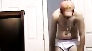 Flexible Fitness Goddess - Thigh-Master Workout with Orgasmic Convulsions