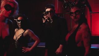 Steve-Holmes & MayaKendricks - Sinfully Hot Party Sex