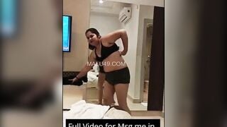 Sexy Indian mall Record Selfie