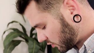 Twinks Fucked Hard By Hunks In Raw Anal Threesome