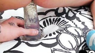 Ink-Drenched Hunk Jacks Off While Anal Play with Dildo