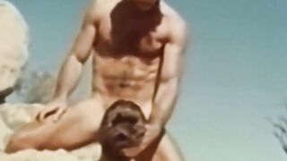 Vintages Gems - Old School Gay Couple Fucked Raw Outdoors