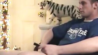 Straight Guy's Surprise Blowjob From Gay Buddy - Deepthroat & Facial