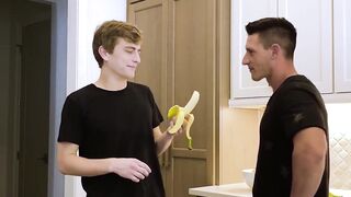 Twinks Throat-Fucking Daddy's Boy Gets Breeded Raw