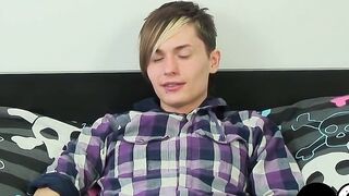 Twinks Unleashed - Hunk Twins Show Off Their Big Dick in Public