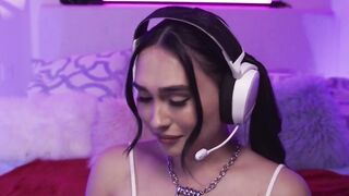 EMBER FIERA & CHANEL CAMPBELL - Lesbian Threesome Scene of Passion