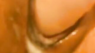 Hot MILF Uses Dildo to Satisfying Her Sexual Desires