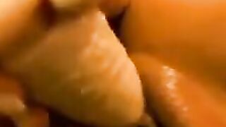 Hot MILF Uses Dildo to Satisfying Her Sexual Desires