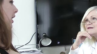 Chubby Patient's Pussies Get Healing Touch From Sexy Mature Doc