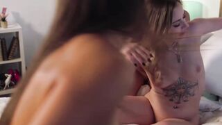 Hot MILF Calls Sex Hot Line For A Good Time - Amateur Milf Fucks Her Phone Buddy