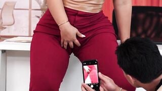 Elizabeth Marquese's Camel Toes - Taboo Foot Fetish Exploration