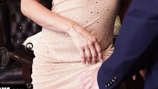 Marlyn Monroes Look-Alike Stunning Redhead Fucks President Kennedy in Secret