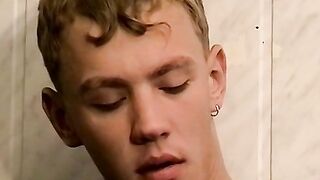 Curvy Blondie Twinks - Smoking Hot Babe Gets Fucked Hard