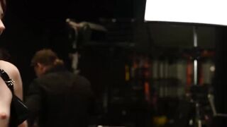Behind-the-Scenes Footage - Sex Scene Shooting Process With Natalie Mars & Co