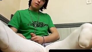 Footjob Goddess - Barefoot Foot-Fuck with Huge Load on Toes