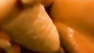 Hot MILF Uses Dildo to Satisfying Her Sexual Desires