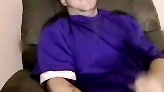 Quick Cash - Parking Lot Blowjob & Hand Job with Big Load on Face