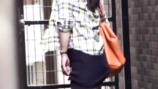 Japanese Voyeurs - Horny Peeping Tom Captures Pissing Lassy