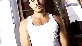 Muscular Hunk's Anal Play Leading To Powerful Piss Shower