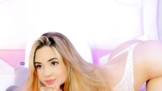 Blondie's Butt-Tease & Masturbation Adventure
