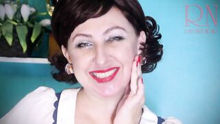 Red lipstick making out showing off by Regina Noir. vintage retro