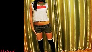 Cutie with a stunning body undresses and shows her charms