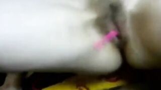 Hot MILF Uses Vibrator to Satisfying Her Sexual Desires