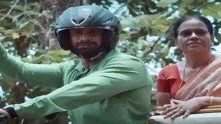 Merry Monkey's Diary #1 - Steamy Encounters in India