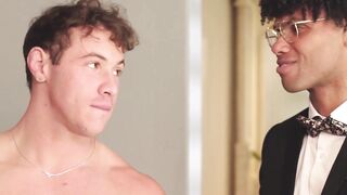 Next Door XXX Hunk Kyle Fletchers Ass Devours By Muscular Stud Tony Gennaro