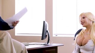Brittany Kane's Ass Stretched Wide Open By A Monster Dick - POV