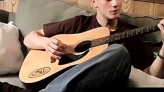 Big-Dick Stud Wanking Off And Explosive Orgasm