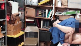 Teenage Thief Gets Her Just Deserts - Teens In Trouble #3