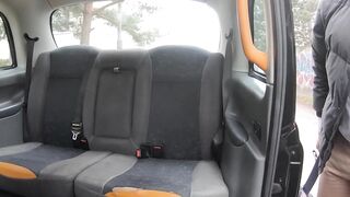 Sluty Taxi Driver - Back Seat Ride Gone Wild! (Zuzana Kubikova) [Exclusive]