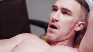 Bare-Ass Bash with Hunky Guys - Facial Finish