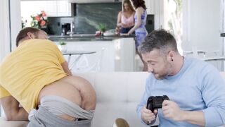Muscle Studs - Big Dick Threesome Action With Muscular Men