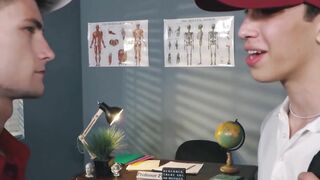 Next Door XXX's HOT Muscular Stud Fucks Raw with Big Dick Twink