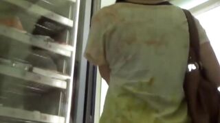 Japanese Ladies Unleash Their Wild Side In A Public Toilet