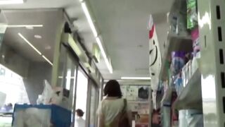 Japanese Ladies Unleash Their Wild Side In A Public Toilet