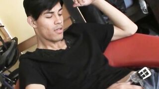 Alternative Dude's Anal Play & Explosive Orgasm