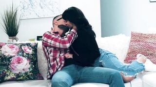 Isabellla Nicely Riding A Hard Dick In Reverse Cowgirl Position - POV
