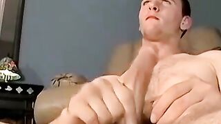 White Dude Shaving His Balls For Buddy's Oral Pleasure