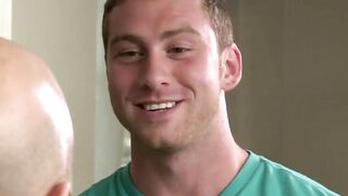 Muscular Hunks Share Intense Blowjob Experience
