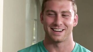 Muscular Hunks Share Intense Blowjob Experience