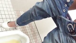 Public Peeping Tom's Delight - Asiana Girls Get Naughty In Public Toilet