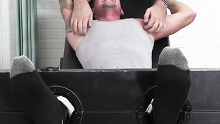 Buff Hunk's Arms And Toes Get A Kinky Massage In Bondage